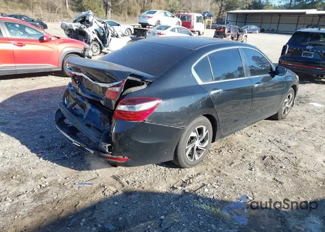 2017 Honda Accord Lx z USA, uszkodzony, nr VIN 1HGCR2F30HA292725